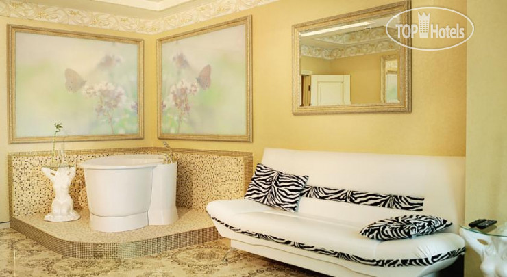 New photos from tourists Империя Сити 4*