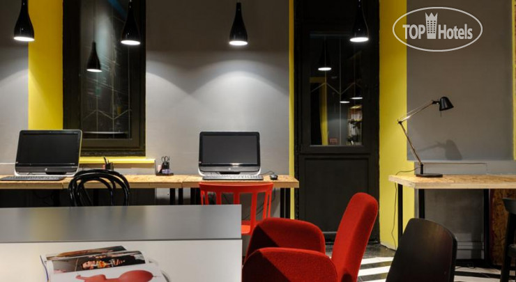 Hotelier's photos Re Forma Art Hostel