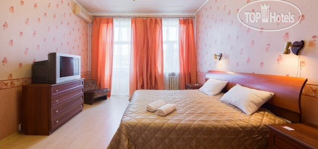 New photos from tourists Versal Na Brestskoy 2*