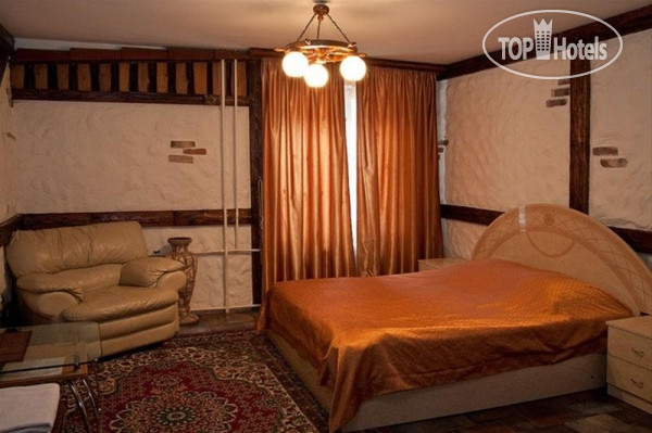 New photos from tourists Griboedov