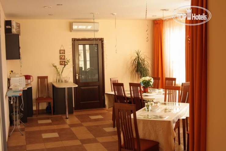 Photos Antis House Uninn
