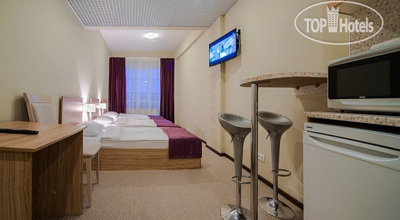 New photos from tourists Hills Hotel