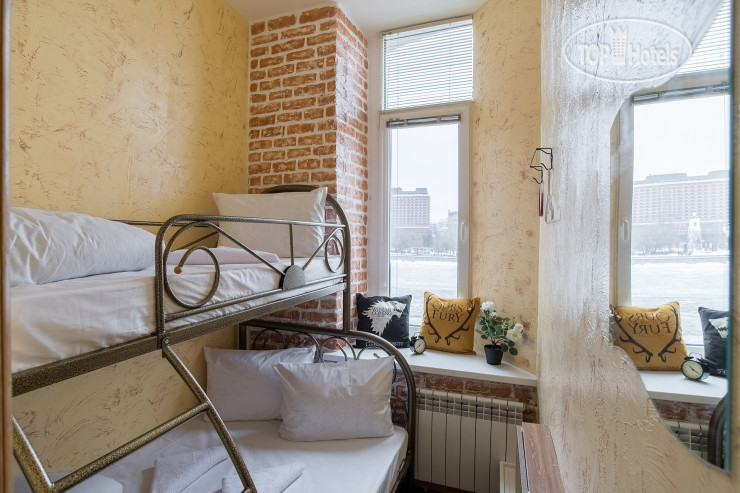 Hotelier's photos Winterfell Кропоткинская