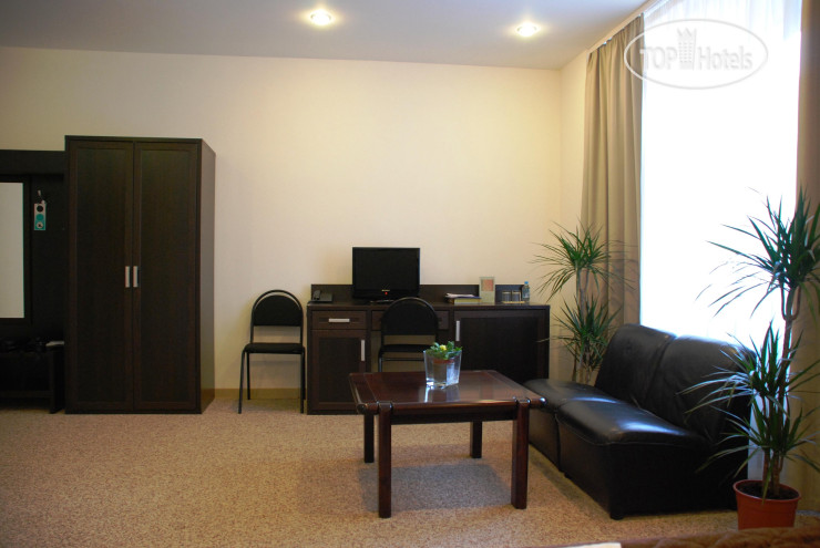 Hotel photo Avialux 3*