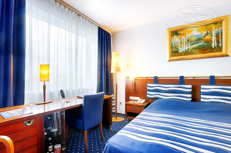 New photos from tourists RusHotel 3*