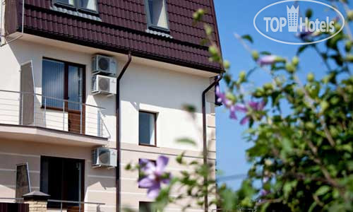 Hotelier's photos Ларус Гостевой Дом 2*