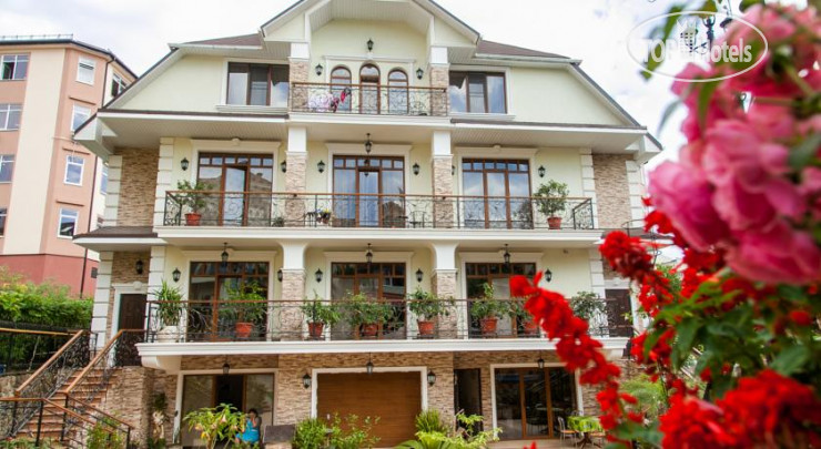 Hotelier's photos Гостевой Дом Династия