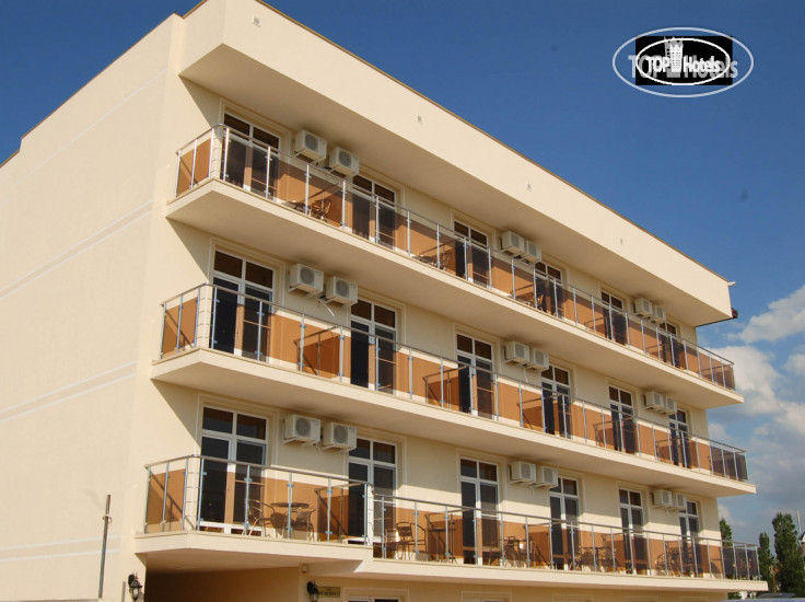 Hotelier's photos More Resort