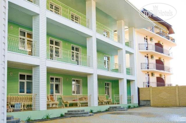 Hotelier's photos Retro