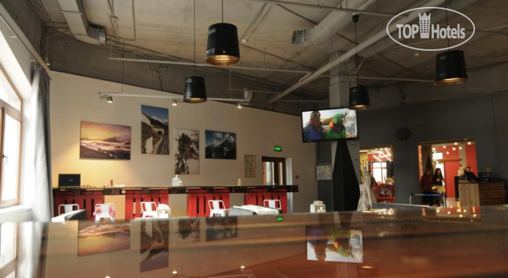 New photos from tourists Riders Lodge