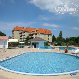 Фото Туристско-оздоровительный спортивный комплекс Приморье