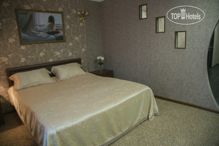 New photos from tourists Юность 3*