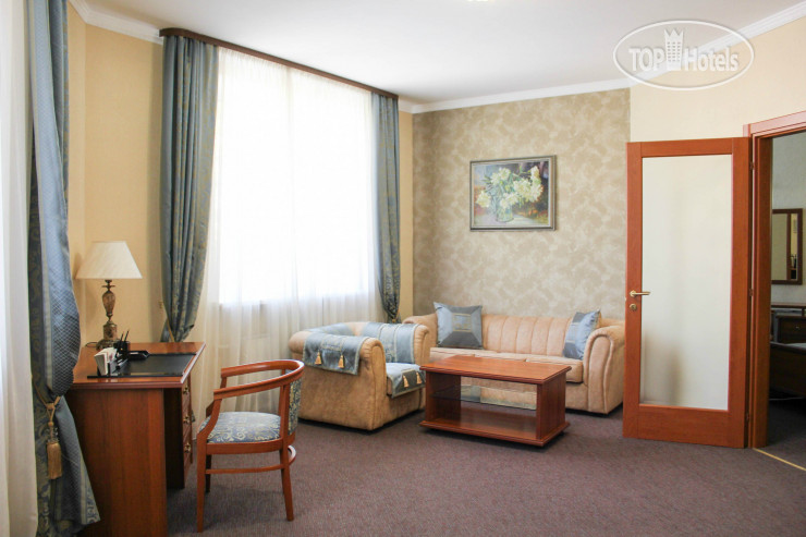 New photos from tourists Империя 3*