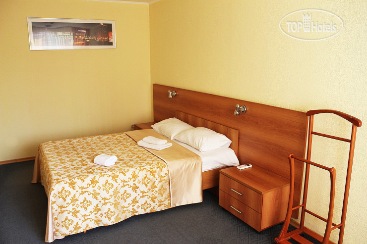 Hotel photo Авиатор 2*