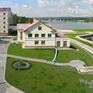 Photos 40-й Меридиан Яхт-клуб