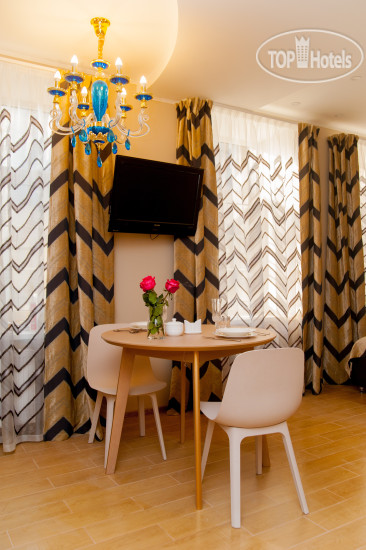 New photos from tourists Modern History Apartments