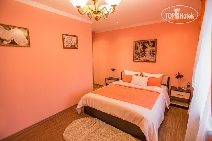 Photos Benefit Hotel
