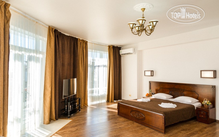 New photos from tourists Отель Парус 3*