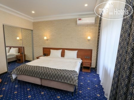 Hotel photo Royal Park 4*