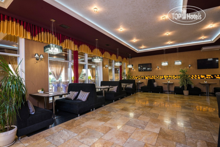 New photos from tourists Sweet Hall
