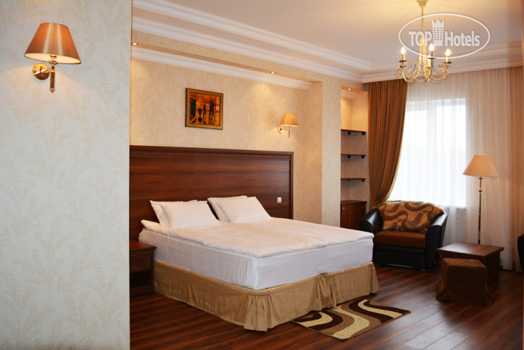 New photos from tourists Театр