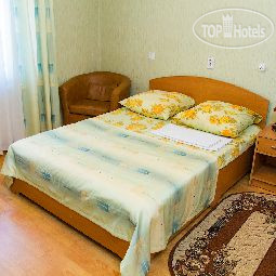 New photos from tourists Селена