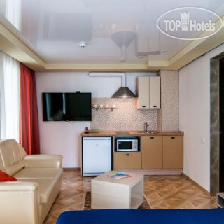 Photos Kutuzov (Кутузов)