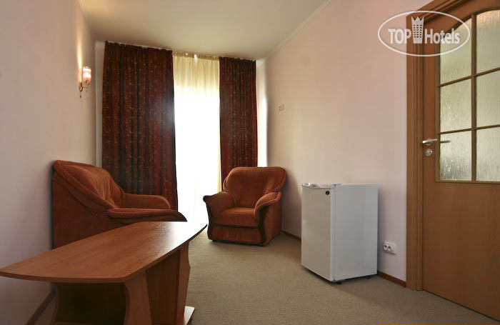 New photos from tourists Кипарис