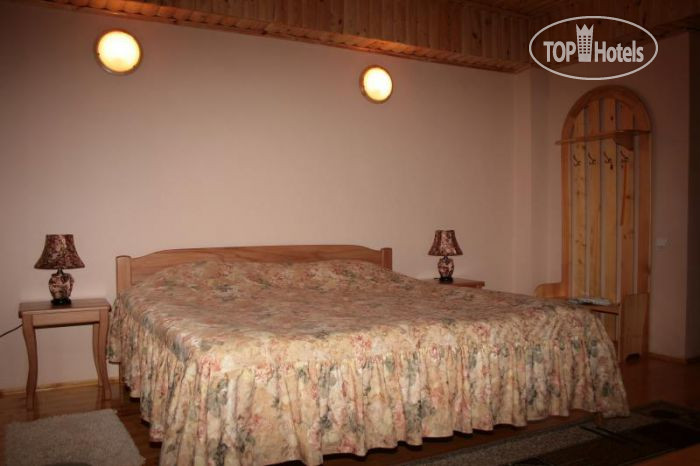 New photos from tourists Stariy Zamok 4*