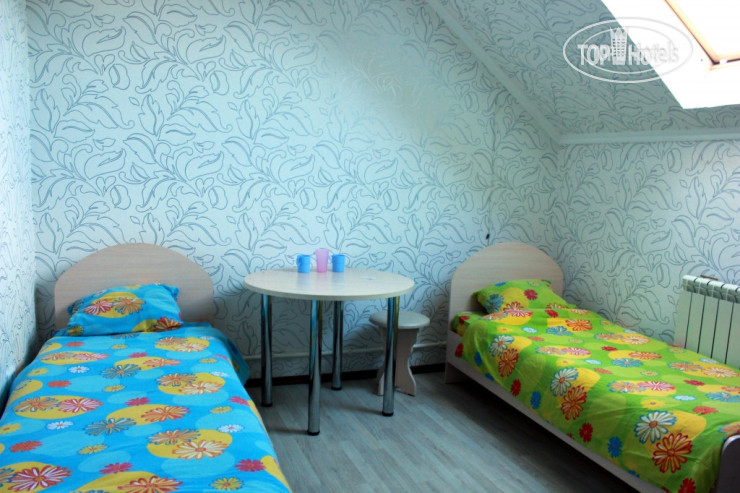 New photos from tourists Pink House 2*