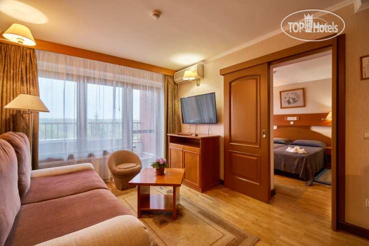 Hotelier's photos Пансионат Заря АО ГКНПЦ им. М.В. Хруничева
