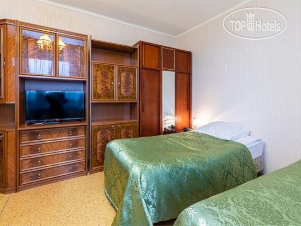 Hotel photo Поляны 