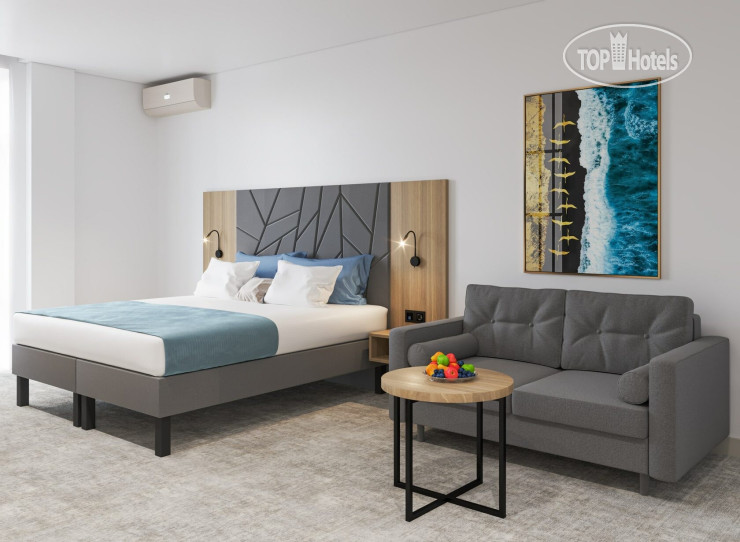 New photos from tourists El More Hotel
