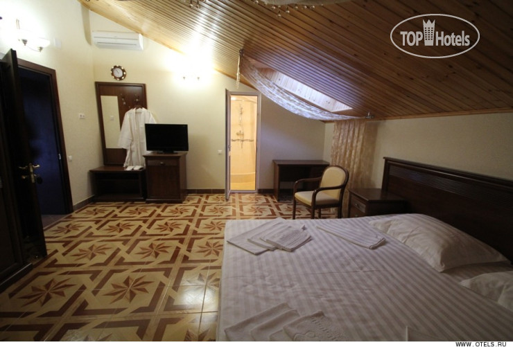 New photos from tourists Амфора