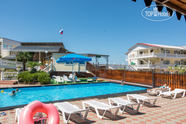 Hotelier's photos Family Hotel Greece 4*