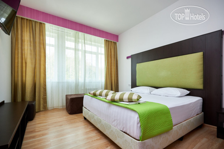 Hotel photo Диса 