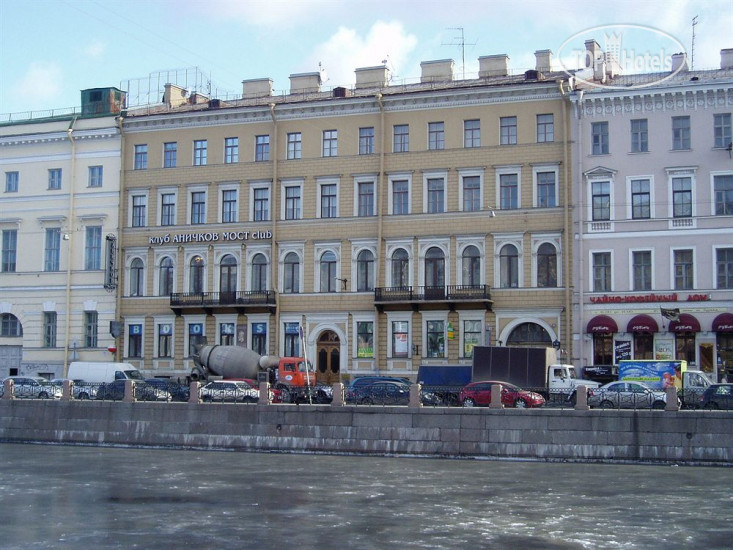 Hotelier's photos Anichkov Bridge 2*