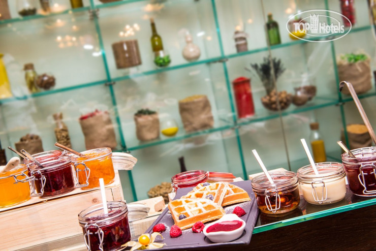 New photos from tourists Cosmos Selection Saint-Petersburg Nevsky Royal 5*