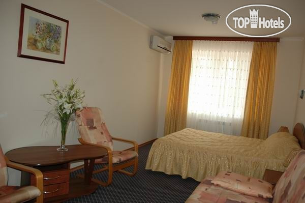 Hotel photo Анюта 3*