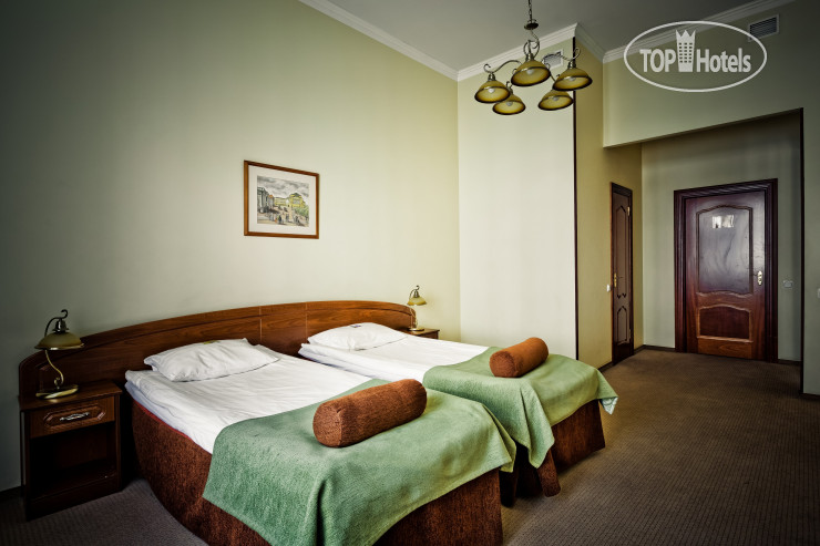 Hotelier's photos Shelfort 3*