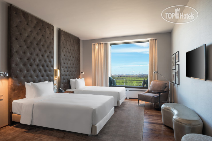 Hotelier's photos Hilton Saint Petersburg ExpoForum 4*