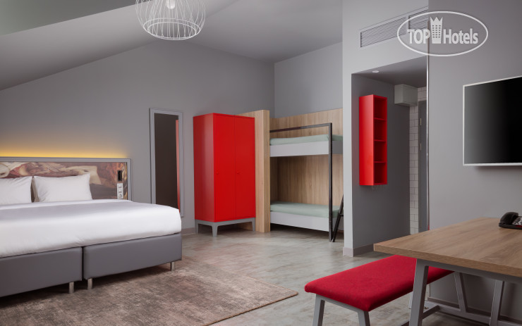 Hotel photo Theatre Square Hotel 4*