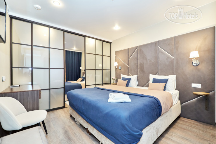 Hotelier's photos Gold in by ACADEMIA 3*