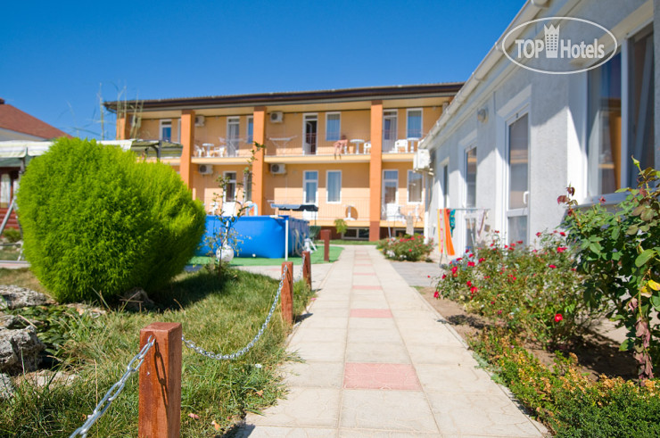 Hotel photo Риф 