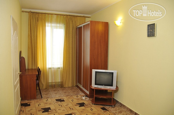 New photos from tourists Izumrudnaya