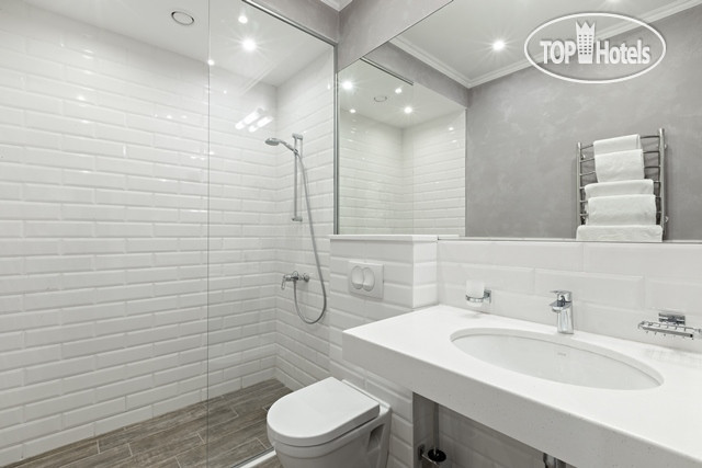 New photos from tourists Petr Hotel