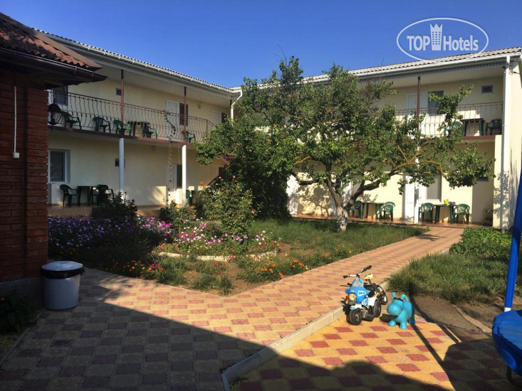 Hotel photo Акварель 2*