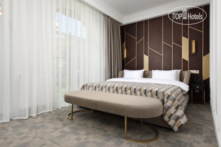 New photos from tourists Astoriya Hotel 4*
