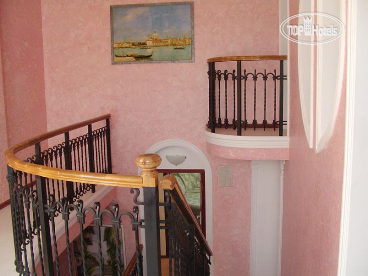 New photos from tourists Ренессанс