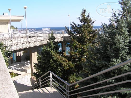 New photos from tourists Алупкинский ЦВКС